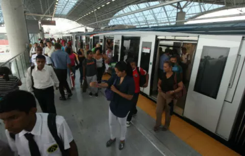 Suspenden operaciones del Metro de Panamá por fluctuación eléctrica