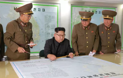 Corea del Norte construye nuevos misiles, según la Inteligencia de EE.UU.
