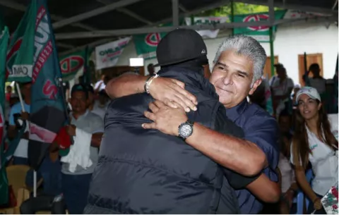 Mulino: "Varela no me puede torcer el brazo, y él lo sabe"