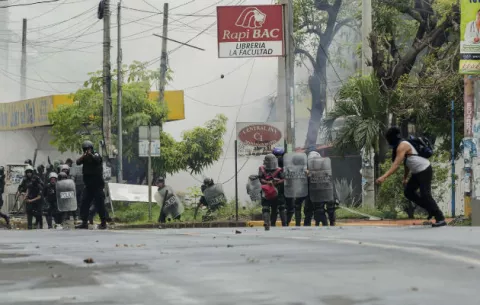 El Gobierno de Nicaragua ataca a la población con un lanzacohetes ruso
