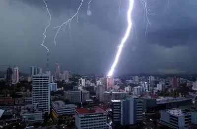 Sinaproc advierte de tormentas con actividad eléctrica hasta el domingo