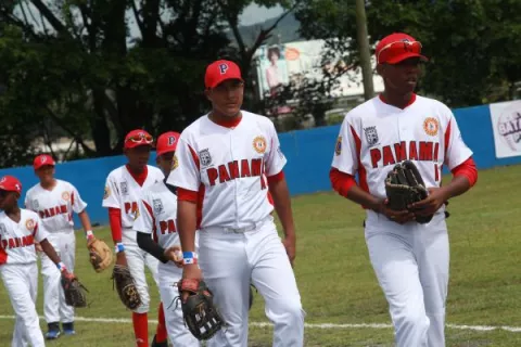 Vacamonte sudó contra Venezuela, pero sigue invicto