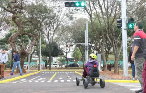 Niños paraguayos se ponen al volante para asegurar a futuro la seguridad vial