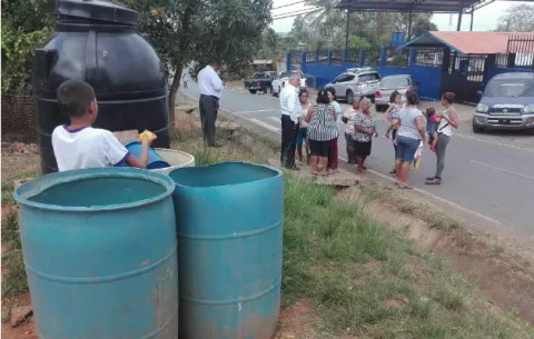 Sin agua potable por paro de carros cisternas en La Chorrera y Capira 
