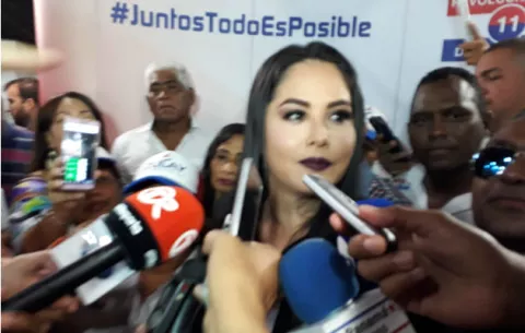 Zulay Rodríguez presenta candidatura a primarias presidenciales del PRD