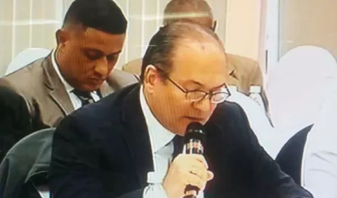 Díaz explicó que había  solicitado vacaciones con debida anticipación