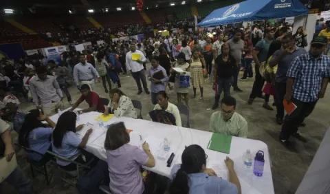Propuestas electorales deben enfocarse en reactivar la economía