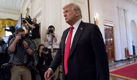 Trump: 'Procedían de mí' los fondos para silenciar a dos mujeres