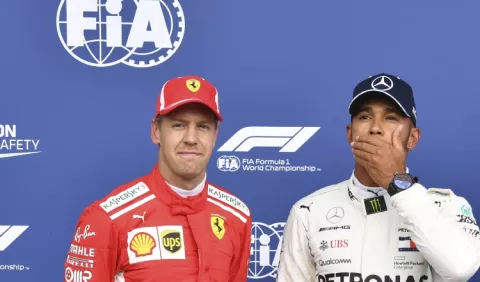 Hamilton y su amiga la lluvia