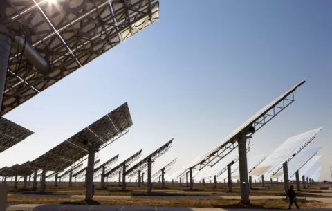 París y otras 18 ciudades se comprometen a tener edificios de "energía cero"