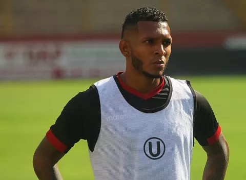 Negrito Quintero se lesiona otra vez y se retrasa su regreso con Universitario