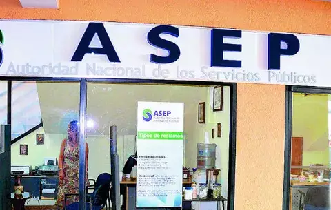 Empresas distribuidoras tendrán que establecer oficinas de atención por mal servicio eléctrico