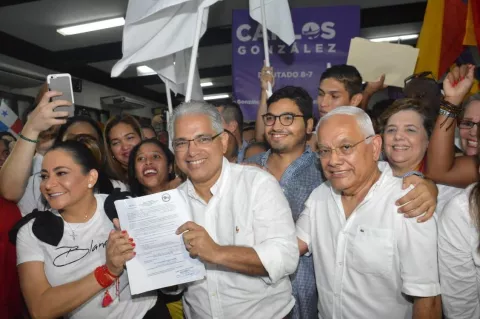 Blandón asegura que tiene un estilo diferente al de Juan Carlos Varela
