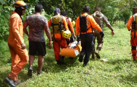 Buscan identificar cuerpo hallado en río Las Delicias en Bocas del Toro