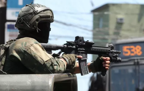 Unos 3,200 soldados del Ejército brasileño vigilarán frontera con Venezuela