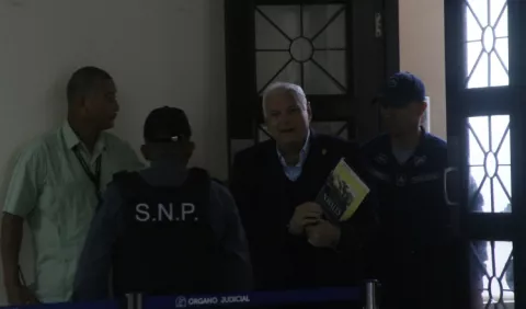 Equipo legal de Martinelli accederá  hoy a información  sensitiva del caso  