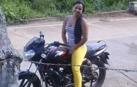 Familiares de joven colombiana desesperados por su desaparición