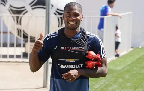 Armando Cooper deja la U de Chile y jugará en Rumania