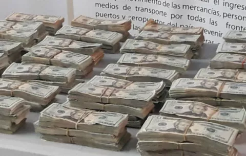 Decomisan más de medio millón de dólares por frontera de Paso Canoas