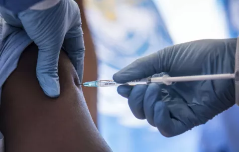 Nuevo brote de ébola continúa su avance en RD Congo