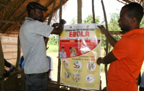 Positivos por brote de ébola en RD Congo superan el medio centenar