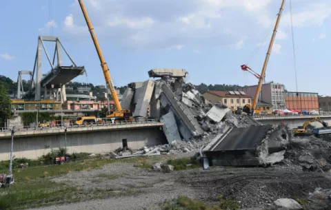 Génova prepara su lento camino hacia la normalidad tras derrumbe de puente