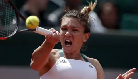 Simona Halep sigue al frente de la lista mundial, Carla Suárez gana 6 puestos
