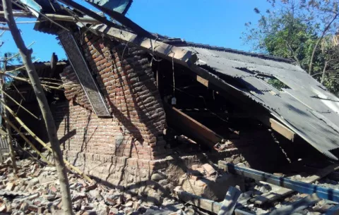 Aumenta a 370 la cifra de muertos por las inundaciones en  la India