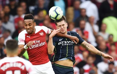 Liverpool y City comienzan la temporada con victorias