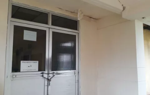 Clausuran quirófanos en hospital de Las Tablas por filtraciones
