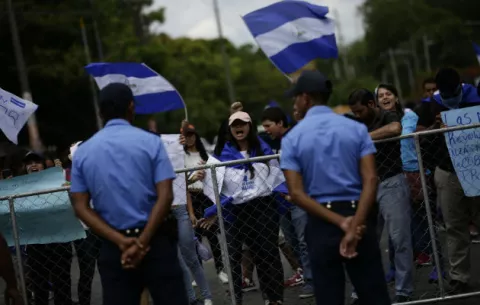 Iglesia hace gestiones para retomar el diálogo por crisis en Nicaragua