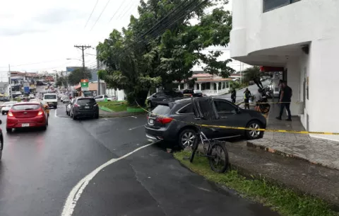 Asaltan a asiático al salir de un banco en La Chorrera