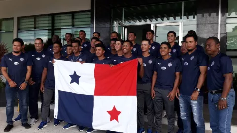 Selección Sub 15 recibe el Pabellón Nacional 