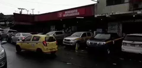 Muerte misteriosa; encuentran sin vida a policía dentro de un sanitario