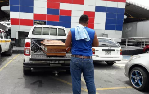 Retiran el cuerpo del panameño encontrado sin vida en Costa Rica