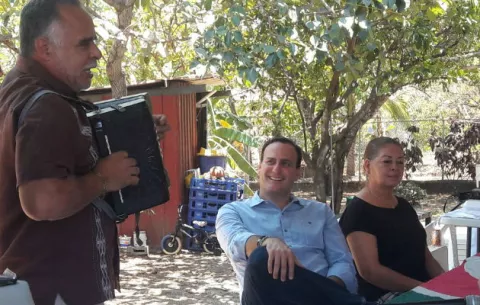 Riccardo Francolini: 'El país sigue estancado'