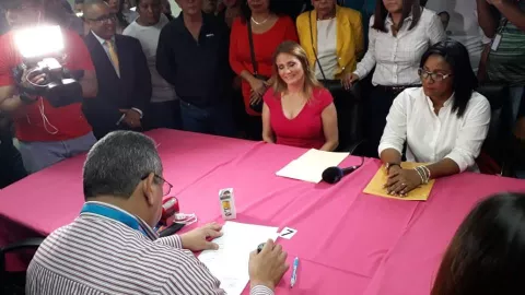 Riccardo Francolini es oficialmente candidato a presidente por el Cambio Democrático