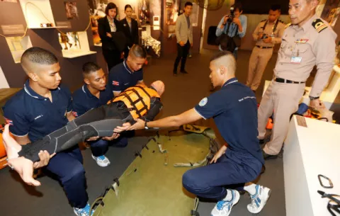 Tailandia exhibe el "increíble" rescate de trece atrapados en una cueva
