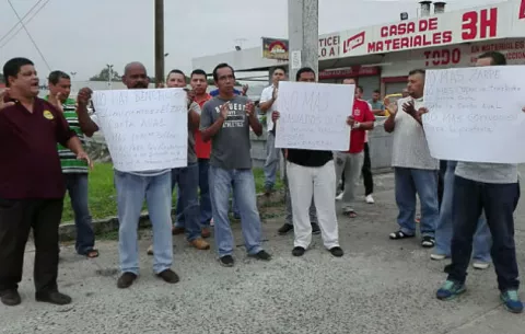 Taxistas de Panamá Oeste exigen mejor trato de las prestatarias
