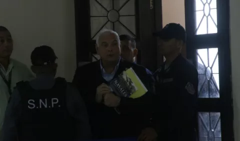 Testimonio de testigo  se basa en información que otra persona le dijo