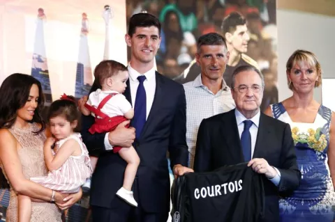 Elogios de Thibaut Courtois hacia el tico Keylor Navas