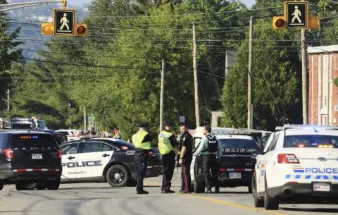 Mueren cuatro personas en un tiroteo en Canadá 