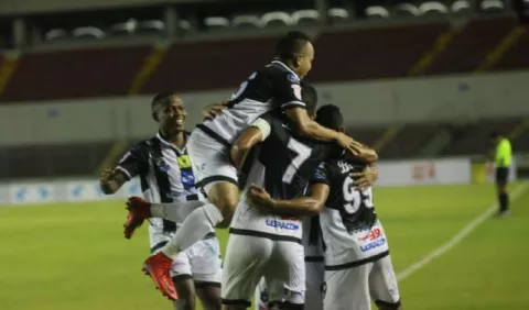 Tauro no dejó nada del Árabe