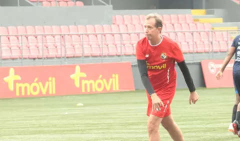 Gary Stempel confirma el once