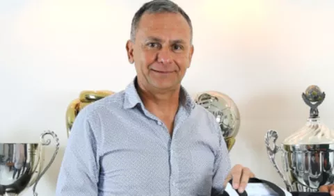 Compromiso de técnico del Tauro