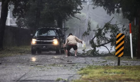 El huracán Florence deja cinco muertos