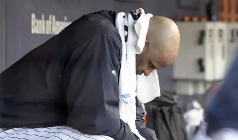 Azulejos somete a Sabathia y a Yanquis 