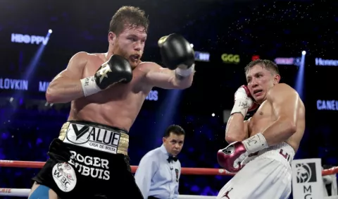 Canelo derrota a Triple G y es nuevo campeón