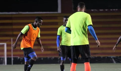 Árabe, a creérselas ante el Herediano  