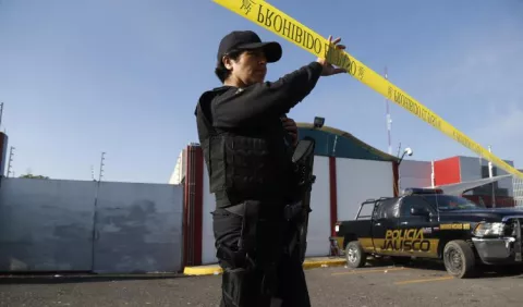 Nueva polémica por camión cargado con cadáveres en Jalisco 